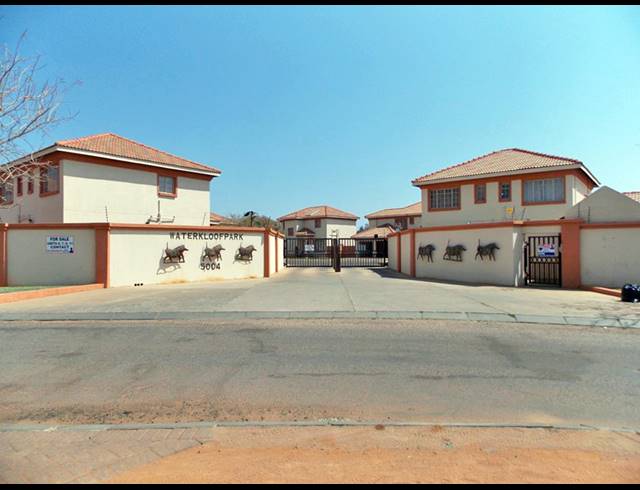 2 BEDROOM DUPLEX FOR SALE IN ONVERWACHT
